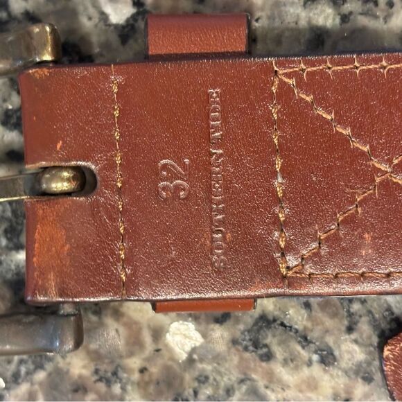 Southern Tide Men’s Freedom Belt with Brass Belt Buckle Size 32 - Picture 4 of 7